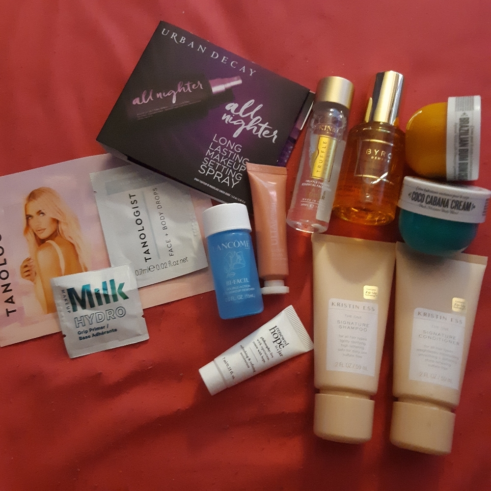 12 piece makeup/skincare set